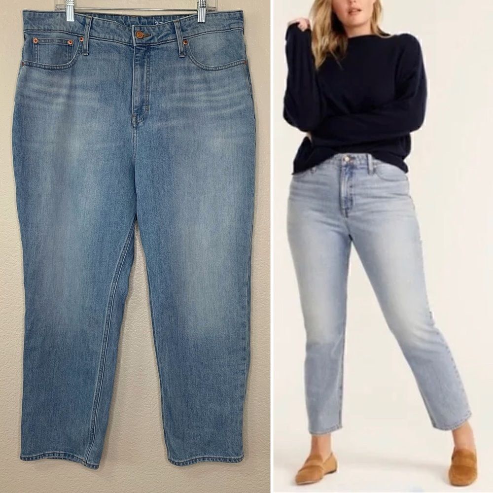 NWOT J. Crew Curvy High Rise 90’s Classic Straight Women’s Jeans, Size 33